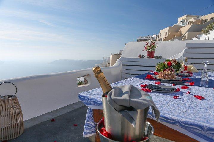 Caldera Sophia's Taratsaki Sunset Dinner