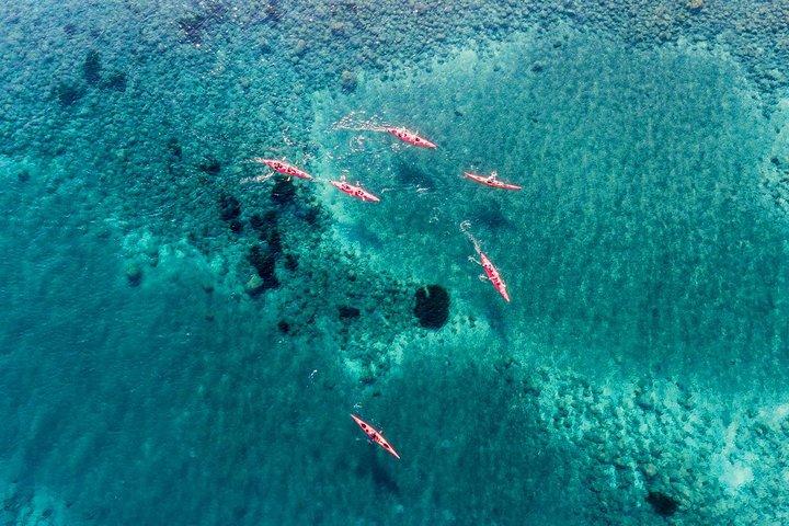 Santorini: Sunset Sea Kayak with Light Dinner with Pick-up Option