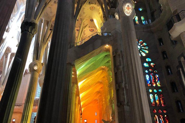 Skip The Line Sagrada Familia Small Group Tour