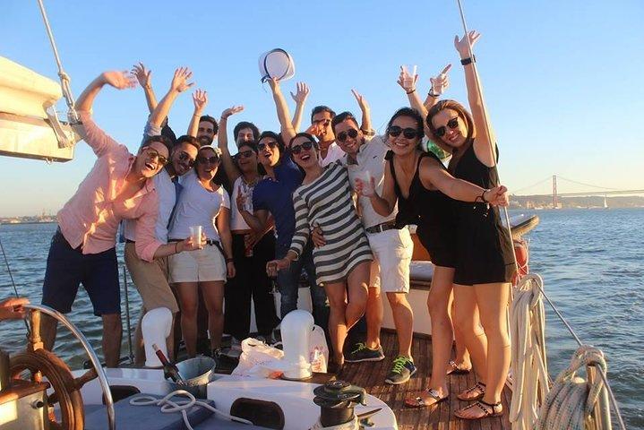 Hen Party in Lisbon on a vintage Sailboat