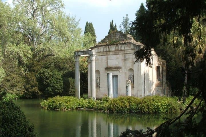 The Royal Palace of Caserta: Guided Tour with your Art Historian