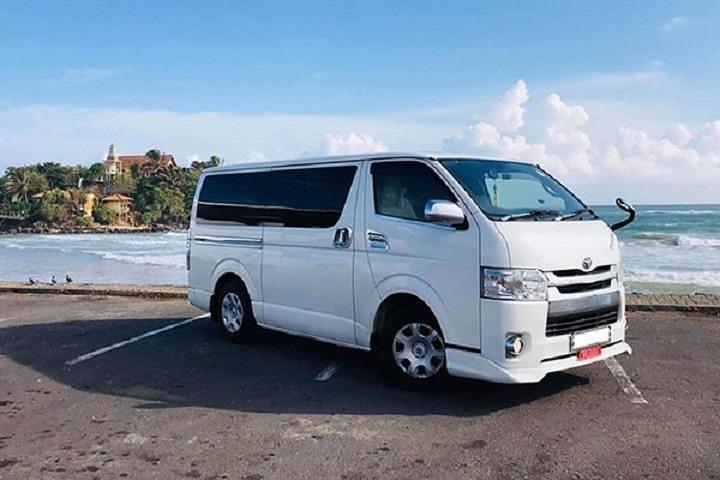 Airport Taxi Transfers from Colombo Airport to Udawalawe