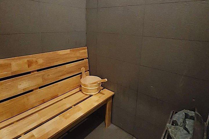 Body Massage With Sauna