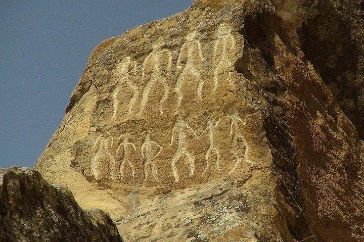 Private Full-Day Gobustan and Absheron Tour