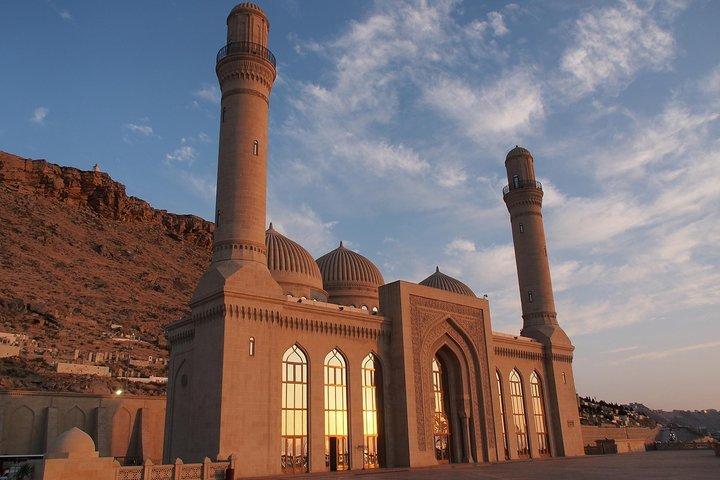 Private Full-Day Gobustan and Absheron Tour