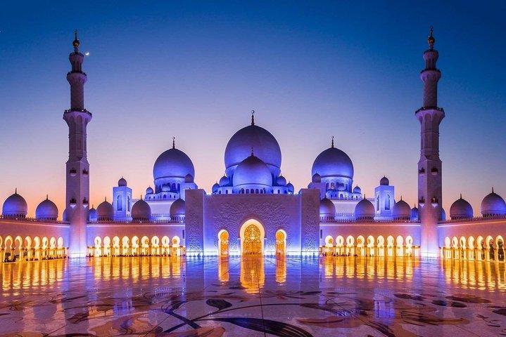 Private Abu Dhabi city tour Grand Mosque and Louvre museum