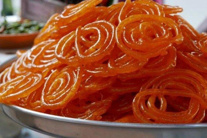 Kuwait City Traditional Local Food Tour by Kuwaiti Guide