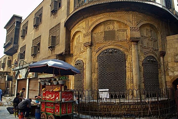 Private Tour to old Islamic Cairo and the old famous arts
