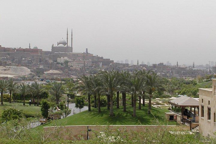 Private tour to Al-Azhar Park with traditional lunch