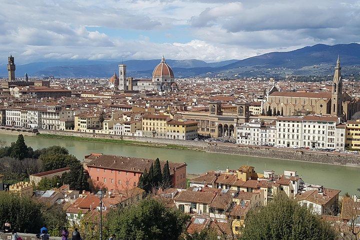 PrivateTransfer fromRome to Florence:Luxury Mercedes Door to Door