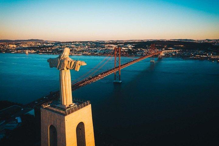 Cristo Rei Tour With River cruise