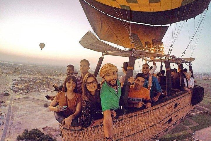 Hot Air Balloon Ride in Luxor Egypt with Transfers Included