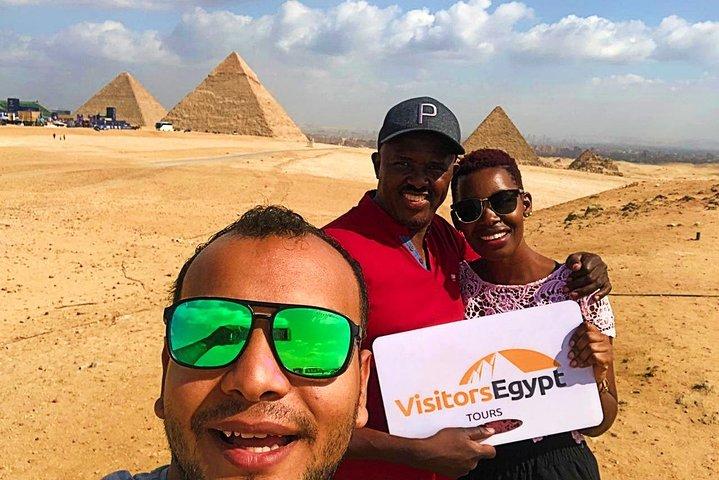 4 Hour: Day Tour at Giza Pyramids & Sphinx, Experience Ancient Egyptian History!