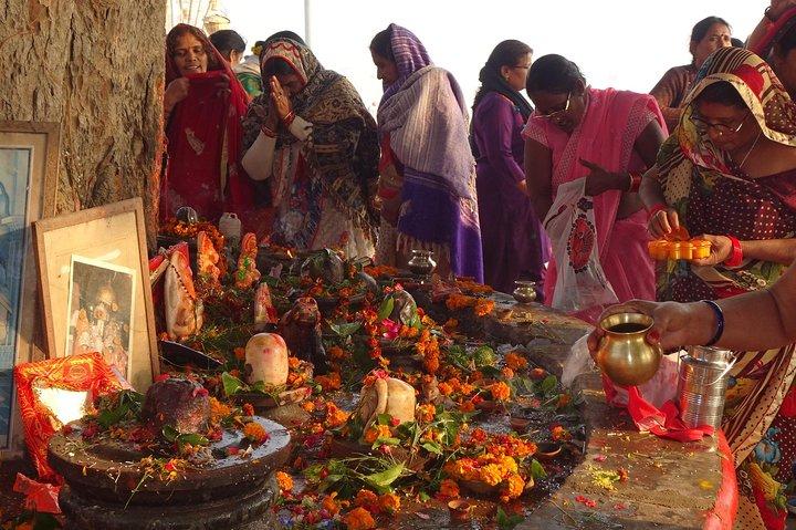 Explore the Highlights of Varanasi