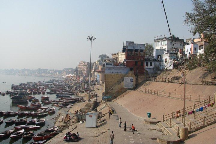 Explore the Highlights of Varanasi