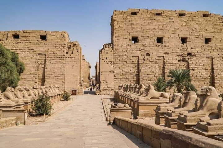 Luxor Tour from Cairo by plane