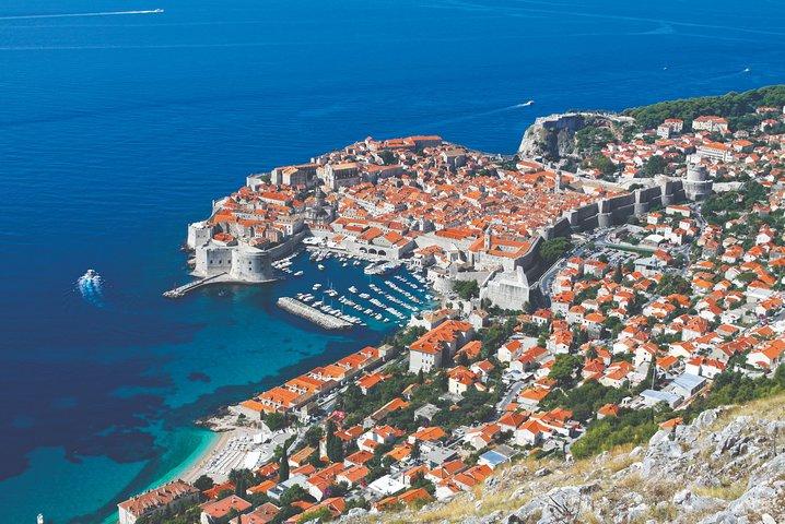 Dubrovnik Panorama Sightseeing with Tour Guide in Minivan