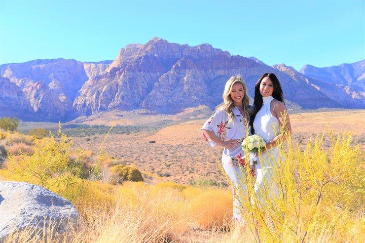 Red Rock Canyon Wedding by Private Limousine