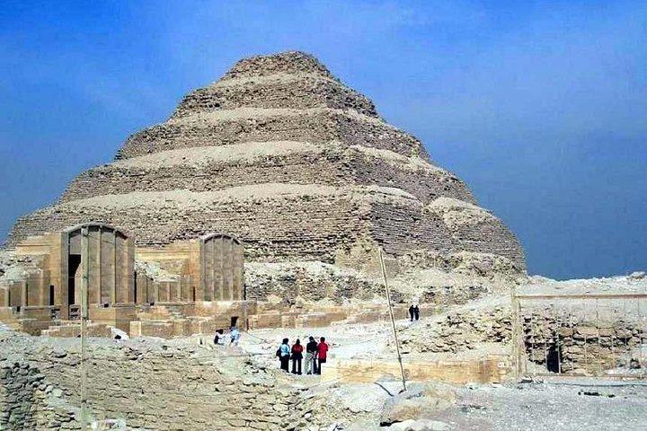 Full-DayTour to Sakkarh,Memphis,Dahshur and Gizah Pyramids