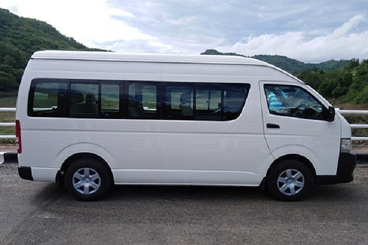 Airport Taxi Transfers from Colombo Airport to Udawalawe