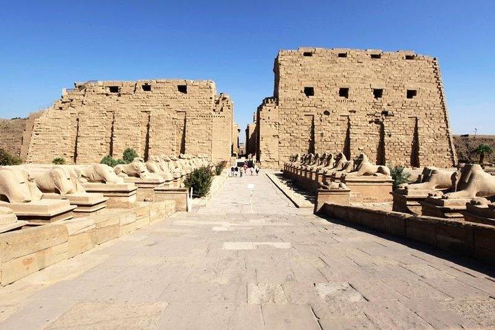 2 Days Private Tour to Luxor and Aswan from Cairo
