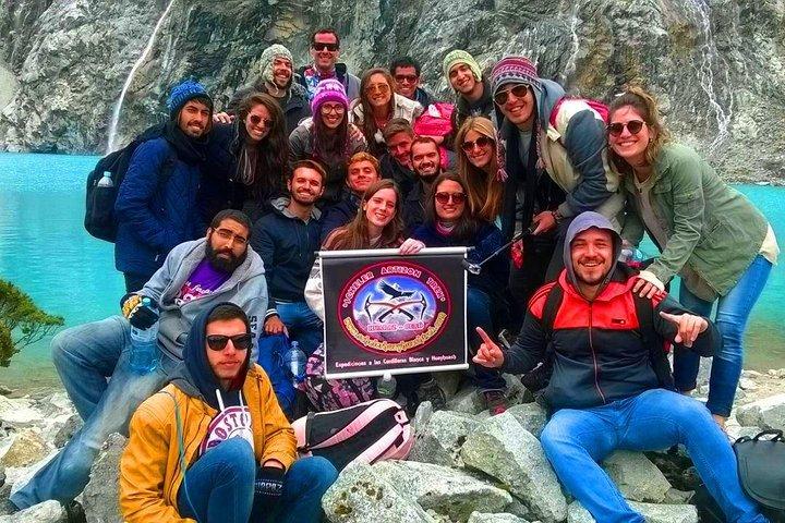69 Lake - Cordillera Blanca
