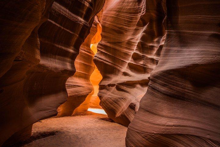 Antelope Canyon via Canyon X and Horseshoe Bend Scenic Tour from Sedona