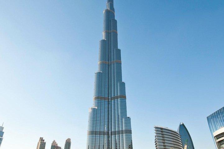 Burj Khalifa(Silver), Dubai Aquarium, UWZ & Penguin Cove Ticket