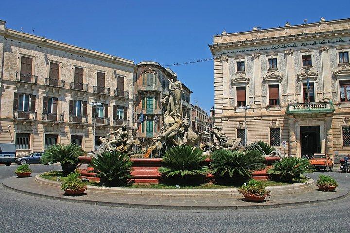 Ortigia: Syracuse's Ancient Town Center Private Walking Tour