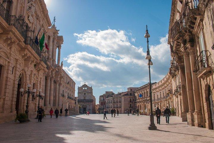 Ortigia: Syracuse's Ancient Town Center Private Walking Tour