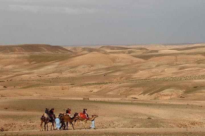 Private Transfer from Marrakech hotels, riads To Agafay Desert
