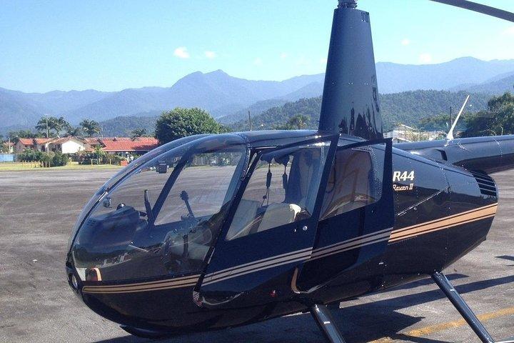 Private 45 min Helicopter Tour in Rio de Janeiro for 3 people