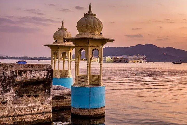Full-Day Private Udaipur Three wheeled Tuk Tuk Sightseeing
