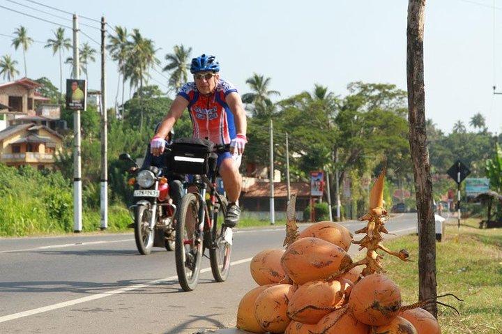 Countryside Cycling Tour in Colombo