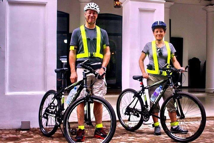 Countryside Cycling Tour in Colombo