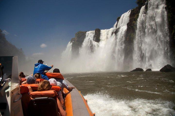 Cataratas Iguazu Argentinas Tour and Great Adventure on boats tour