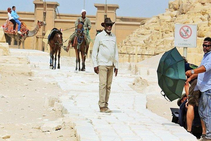 Explore Egypt 8 Days Include Bob Marley Guesthouse Accommodation.