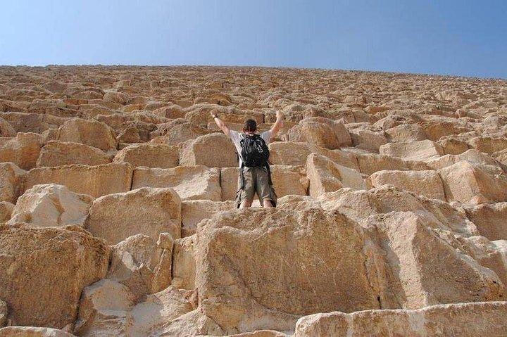 Giza Pyramids and The Sphinx Walking Tour