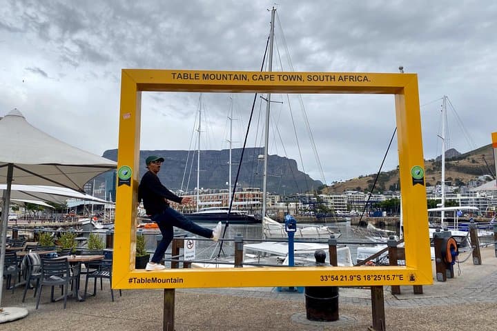 Robben Island Half Day Tour with Diamond Museum experience