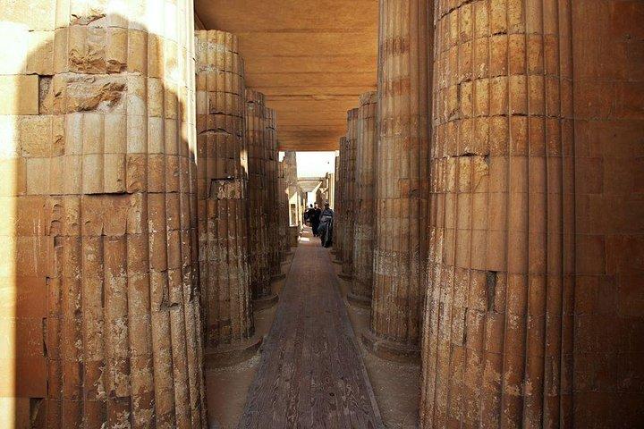 Private Full-Day Tour of Giza Pyramids with Hotel Pick Up