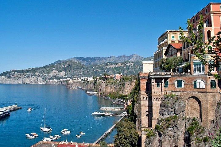 Daytrip from Rome to Pompei and Sorrento