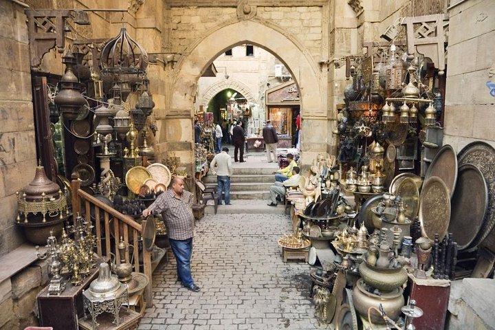 Budget Private 3 - Day tours Visiting the Pyramids Cairo and Alexandria