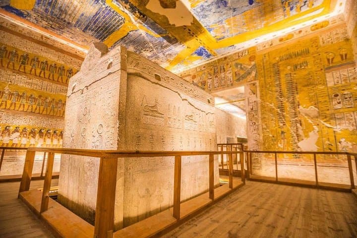 Valley of Kings and Hatshepsut