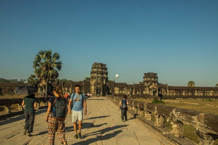 5 Days - Angkor Wat Full Package Tour Siem Reap, Cambodia