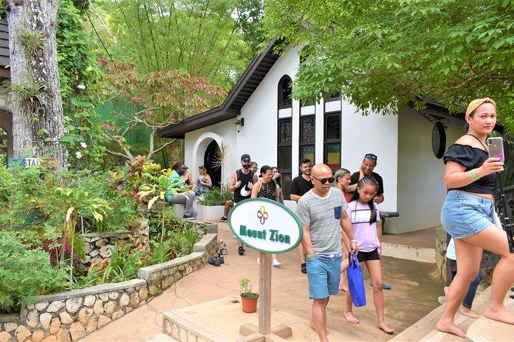 Bob Marley's Nine Mile Day-Trip w/Admission & Guided Tour from Grand Palladium