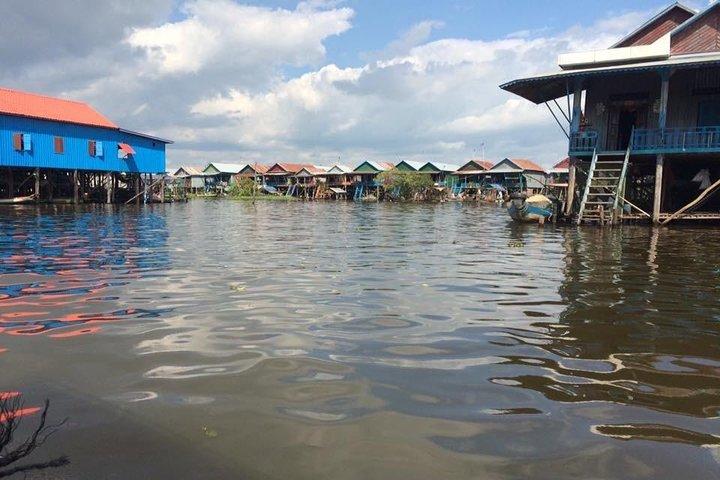 Private Tour by Car Floating Village Kompong Phluk