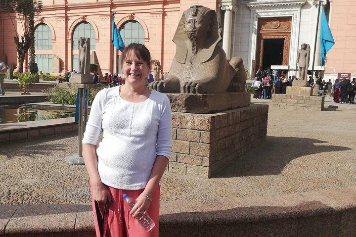Pyramids of Giza & the Egyptian Museum Tour