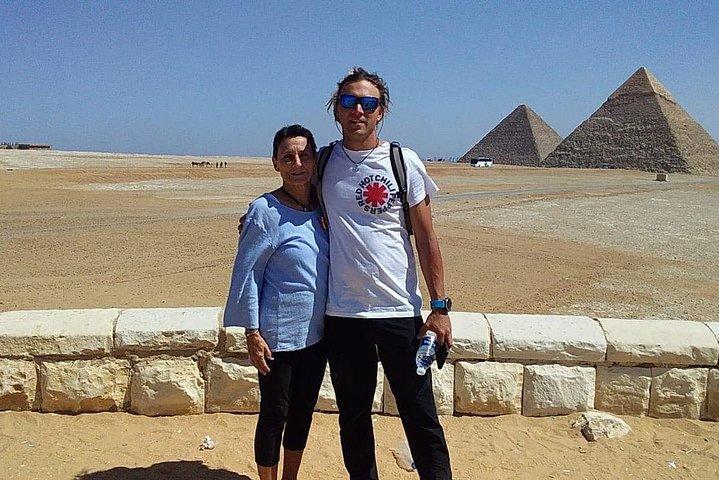 Pyramids of Giza & the Egyptian Museum Tour