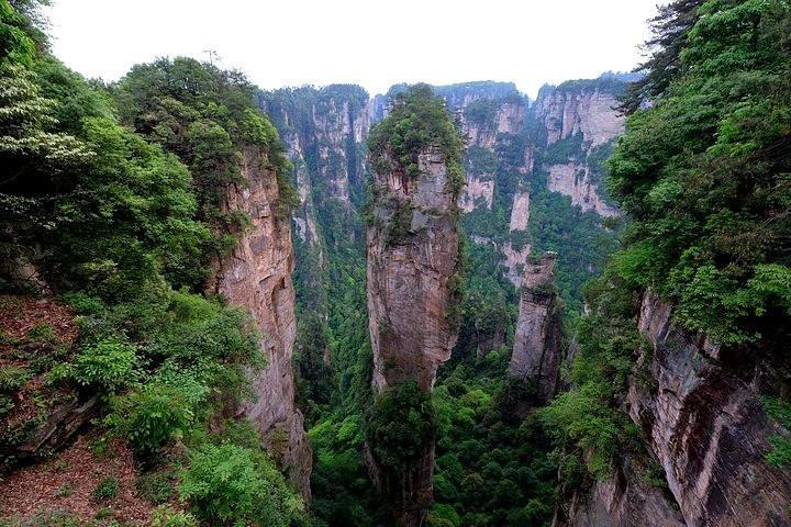 4 Days Zhangjiajie Exciting Tour with Glass Bridge (Classical Boutique Hotel)