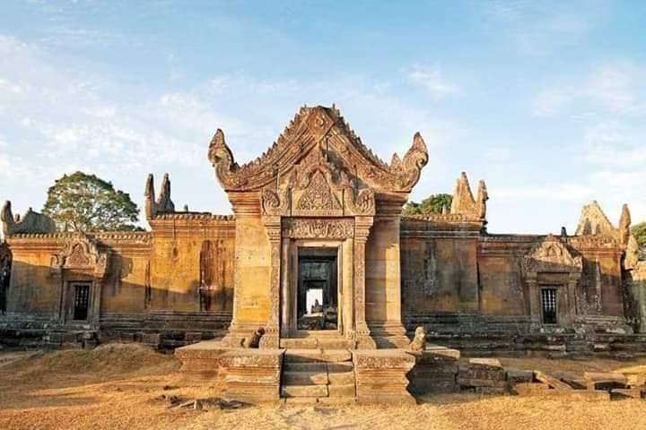 Koh Ker temple,Prah Vihear & Koh Ker & Beng Mealea from Siem Reap